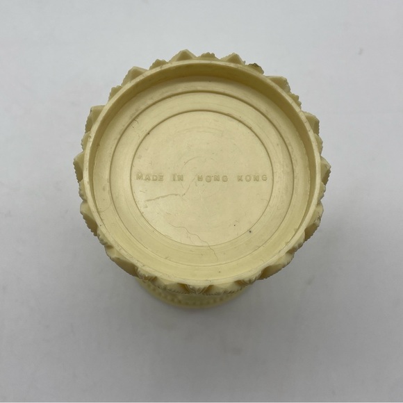 Vintage Plastic Cocktail Party Appetizer 31 Fork Set - Picture 10 of 14